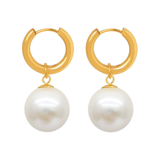 Pearl earrings