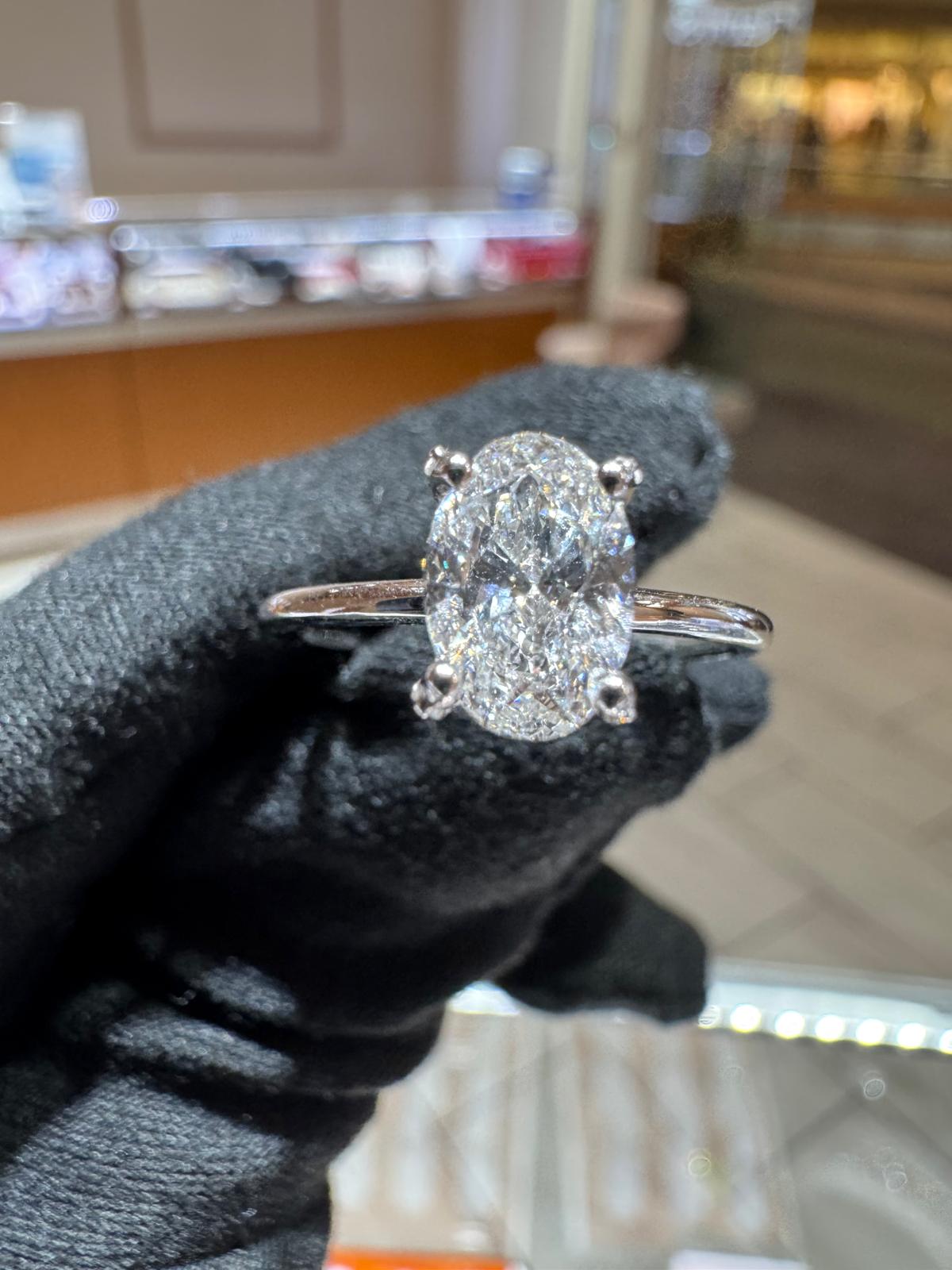 Oval Shape Lab-Grown Diamond Ring